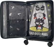 Load image into Gallery viewer, Bad Badtz Maru  XO前揭式四輪拉桿 XO-2030T
