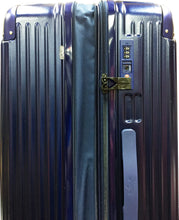 將圖片載入圖庫檢視器 Hallmark Design Collection 28&quot;BLUE 4輪 拉錬款 行李箱 (HM838T)
